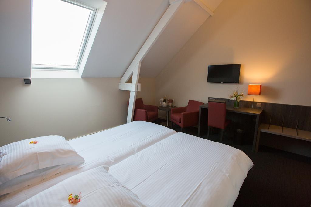 Albion Hotel Ieper Pokoj fotografie