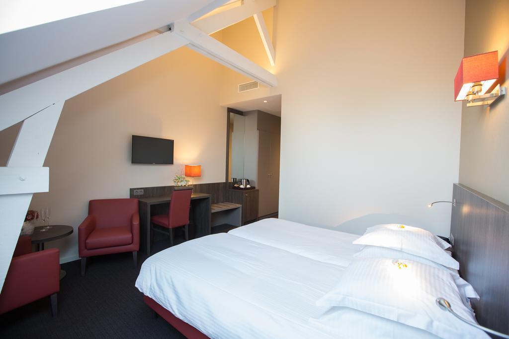 Albion Hotel Ieper Pokoj fotografie